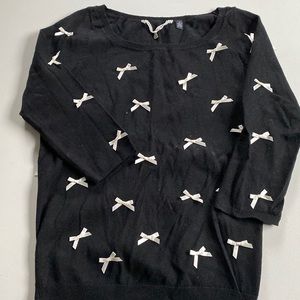 Anthropologie bow sweater/top Small